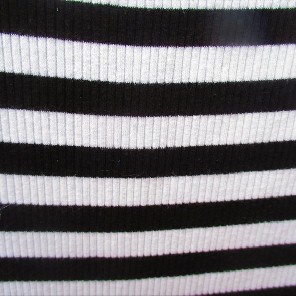 Torrid Black & White Striped Maxi Dress NEW Sz 2 - Picture 7 of 7